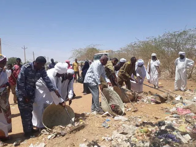 Great community participation in the environmental sanitation campaign in Dim Al-Qaray