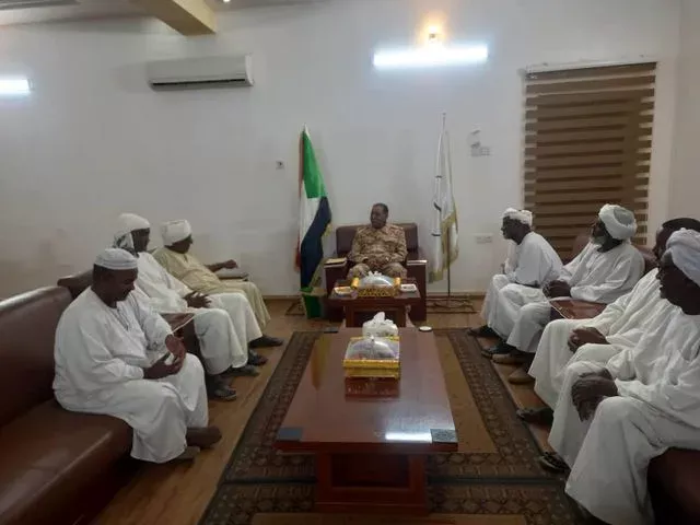 Northern governor meets delegation of farmers from Al-Salim market