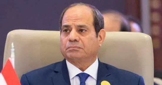 President Sissi offers condolences to Abdel Fattah Al-Burhan on the death of his son