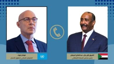 The President of the Transitional Sovereignty Council and Commander-in-Chief of the Armed Forces receives a telephone call from the High Commissioner for Human Rights