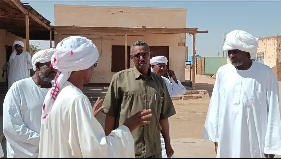 Halfa Executive visits the local education department and reassures on the stability of the school year