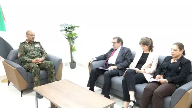 Member of the Sovereignty Council, Deputy Commander-in-Chief, Lieutenant General Ibrahim Jaber meets with the UN expert on human rights in Sudan