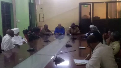 Shendi locality executive director, chairman of the security committee, meets with retired regular forces and commends their role in supporting and assisting the forces.