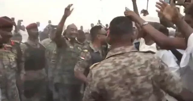 Watch - Citizens of Al-Damer City in River Nile State Receive Chairman of the Sovereignty Council and Commander-in-Chief of the Armed Forces