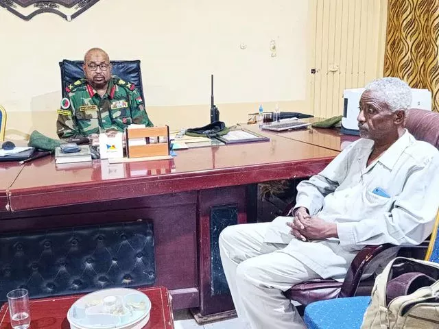 Khartoum Journalists Association congratulates those who arrived to lead the 3rd Infantry Division in Shindi on the occasion of the 70th Army Day