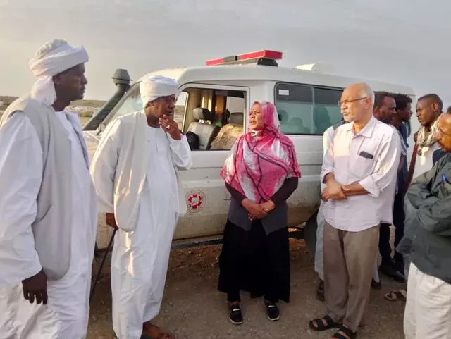 The Director General of the Red Sea Health Sector inspects the areas and those affected by torrents and rains in the locality of Tokar, accompanied by the Emergency Technical Committee.