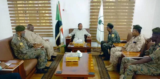 The Governor of the North meets a delegation from the Dongola Military Hospital