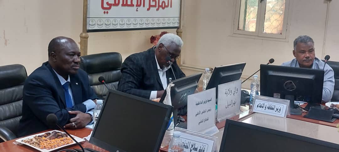 The Minister of Interior and Chairman of the Supreme National Council for Civil Defense arrives in Nile State to assess the extent of the catastrophic floods and confirms his willingness to bridge the gap. The Governor of Nile announces that the death toll is at its highest. the result of the floods is 61 citizens.