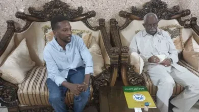 White Nile Governor discusses with Tarco Air Cargo representative in Kosti ways of operating a fleet to transport goods and passengers in the state.