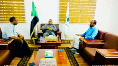 Northern Governor discusses future plans and education issues with UNICEF Office Director