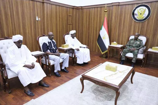 President of the Sovereignty Council meets with a delegation of Western Kordofan State components