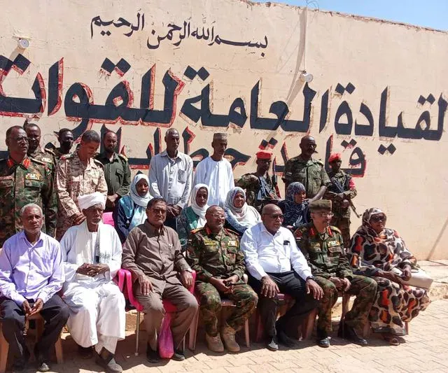 After the war, journalists covered the distance between Wadi Sedna in northern Omdurman and the Hattab base in eastern Nile for the first time.