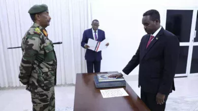 Salah Hamid Ismail takes oath before the President of the Sovereignty Council as Minister of Urban Development, Roads and Bridges