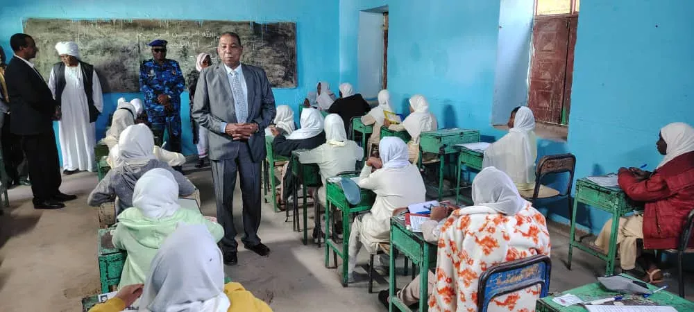 The Governor of the North discusses with the Secretary General of Culture and Information the results of the field visits