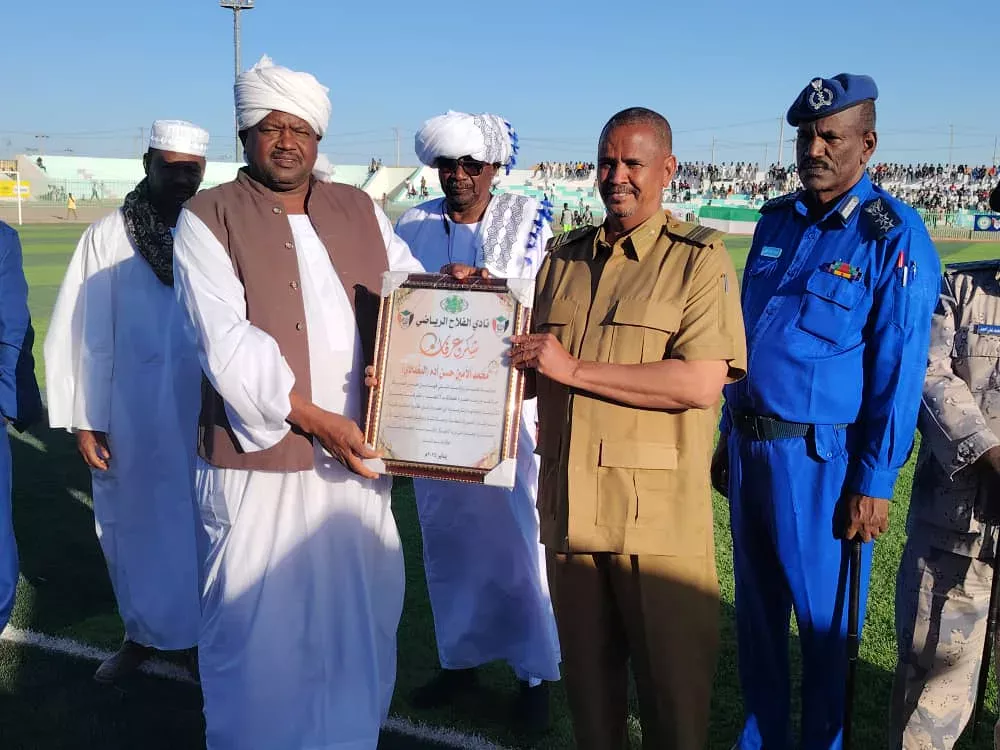 He praised the army's victories. Executive Director Abu Hamad: We support the local federation and its clubs to appear in the Premier League