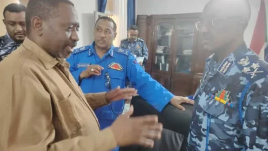 On the sidelines of his visit to Sennar State, the Director General of the Sudanese Police meets the Commissioner for Humanitarian Aid in Sennar and confirms the state's support in the shelter emergency.