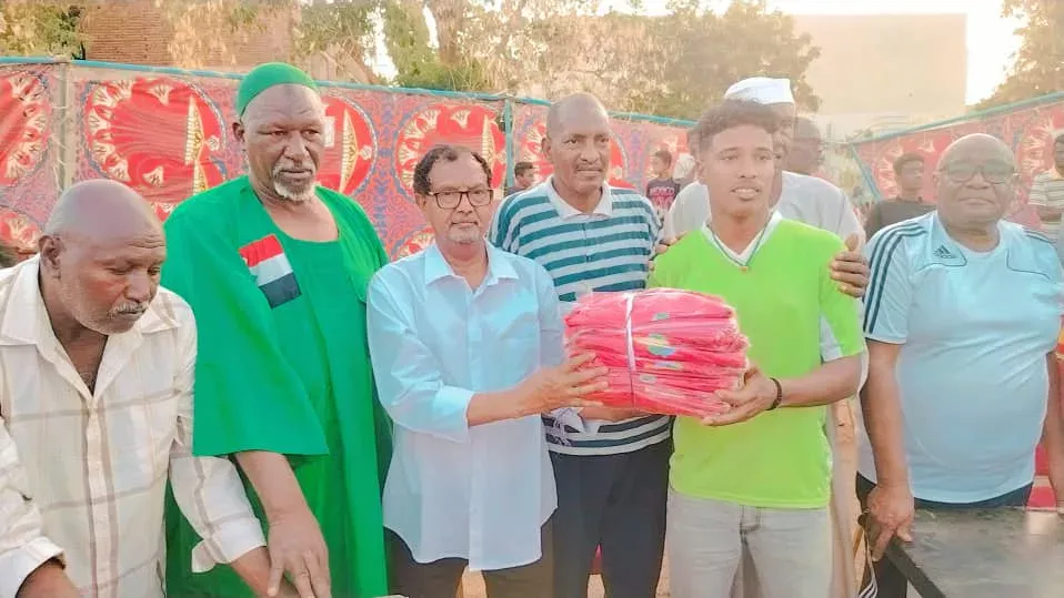 Professor Awad Hamed supervises the festival for the distribution of sports equipment in the Mahdia League in the locality of Kairry