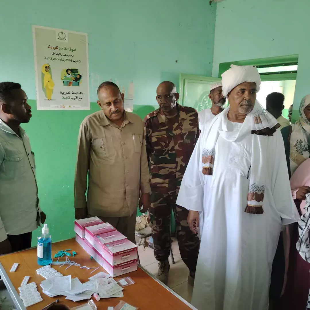 Representative of the Governor of Sennar, the Minister of Health in charge of Sennar, is held on the day of free treatment in the village of Angvayo and neighboring villages