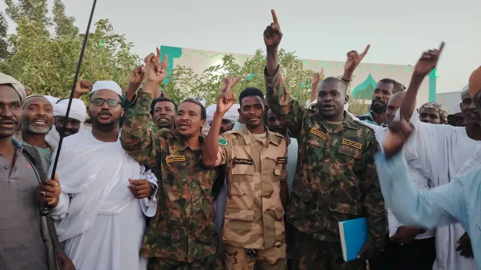 The Commander and the Eshlerif meet the association of the people of Hamar in the Nile (500) Persian for the Battle of Dignity