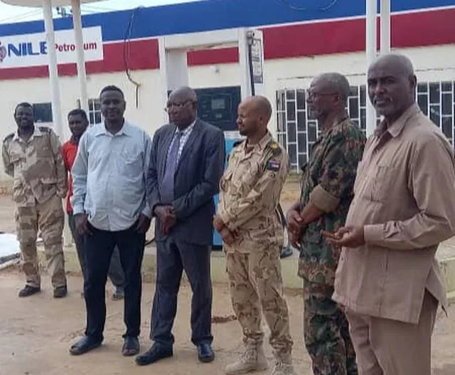The director of the agricultural bank Sennar 'Blue Nile preaches the two farmers and the jacket and the Minister of Resources and Economic Development rents funding and stimulates farmers