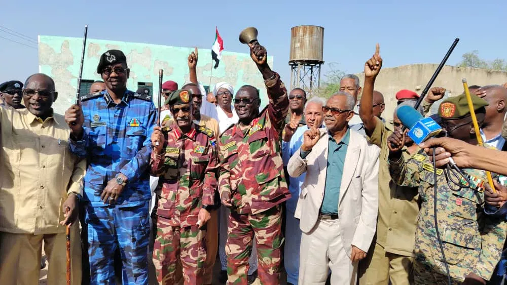 The white Nile, the bell rings at the Al -Zalit Al -aslal school in the locality of Al -Salam, marking the start of the intermediate certificate of the State certificate of the State certificate