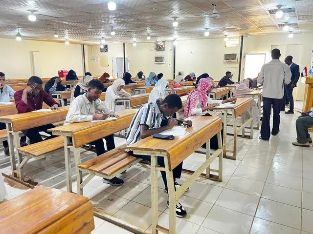 Al -Nahda College returns life to Khartoum, and the exams of his students embody the first steps of victory and the return of life to normal