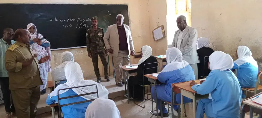 And at the Nile, stands during the Sudanese certificate exams, Berber and local surveillance (3) million books for each student entering the first honor list
