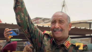 Popular acceptance and great reception that the team found the first corner of Abdel -Fattah Al -Burhan during its roaming inside the markets of the city of Dongola, which reflects its high position among the citizens and its human and national dimension ✍️ Hicham Ahmed Al -Mustafa (Abu Hayam)