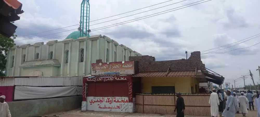 The Friday preacher requires immediate compensation for the owners of stands who are withdrawn from local order to Sanjah # and requires detection of the possibility of storing sugar