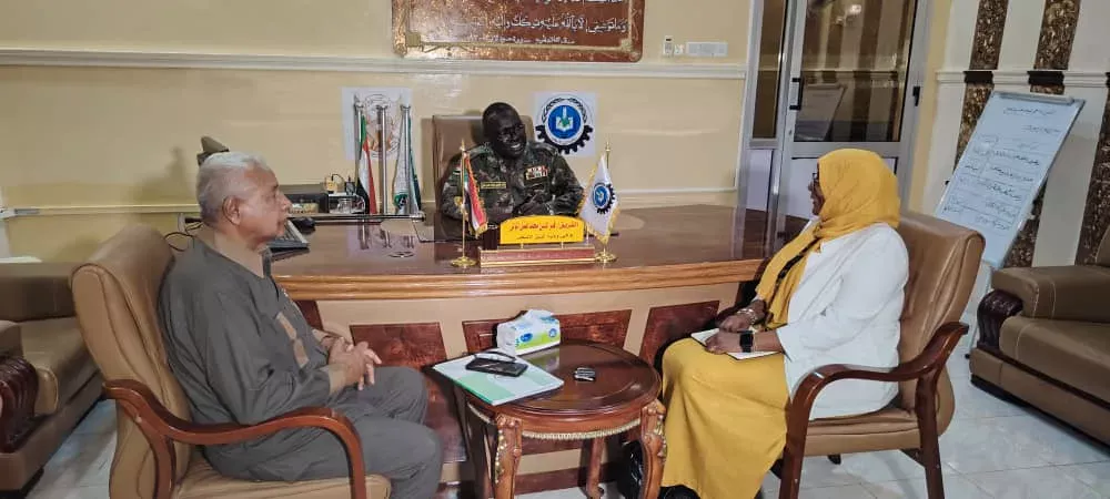 The Nile Blanc meets the director of the Chican Insurance Company in the State and the Qatari Director of the International Salvation Committee and La Réunion discuss the efforts of these institutions to support agency and social responsibility programs in the State