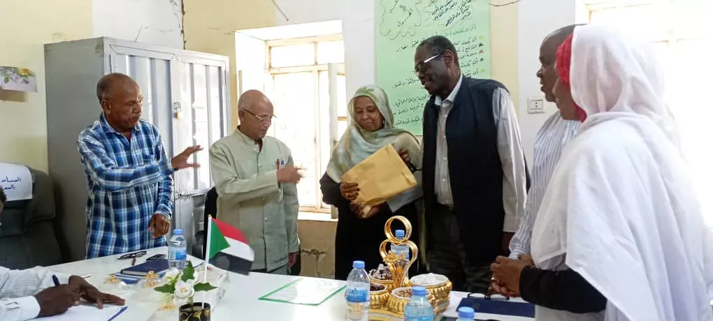 The director general of the Ministry of Education of Al-Jazeera meets the directors and mentors of education in the locality of the Grand Madani