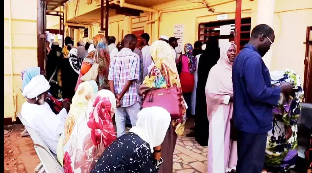 Makkah hospital for ophthalmology - OMDURMAN branch: the patient's frequency rate is 500 patients per day, and about 50 surgeries are carried out daily