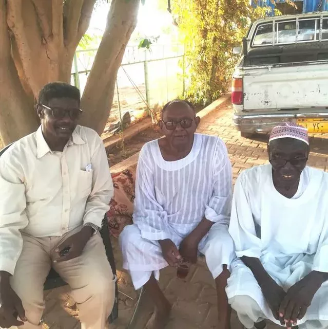 Square (9) Bishndi awaits the allocation of the price of quality and dealership of hygiene ... Hajj Awad al -sayed al -Oobaid and Abdel Aziz Abdel -Radh