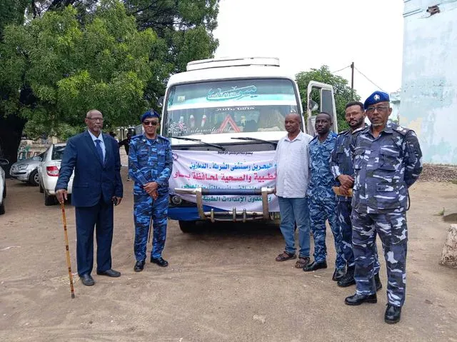 The Bahrain College and Damazin police hospital are walking a medical and educational convoy for travelers from the Governorate Pao