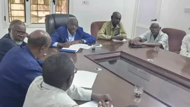 The Minister of Finance Sennar discusses the problems of delay in salary and the rights of employees