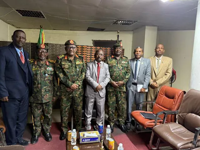 The Minister of Justice meets the staff head with the general command